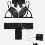5 pieces Black Lingerie Set size: 40/42